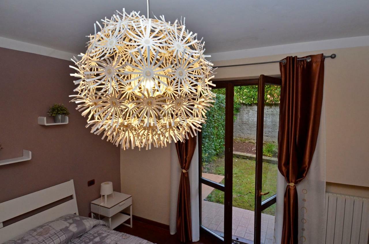 Erno Apartment Lesa Bagian luar foto