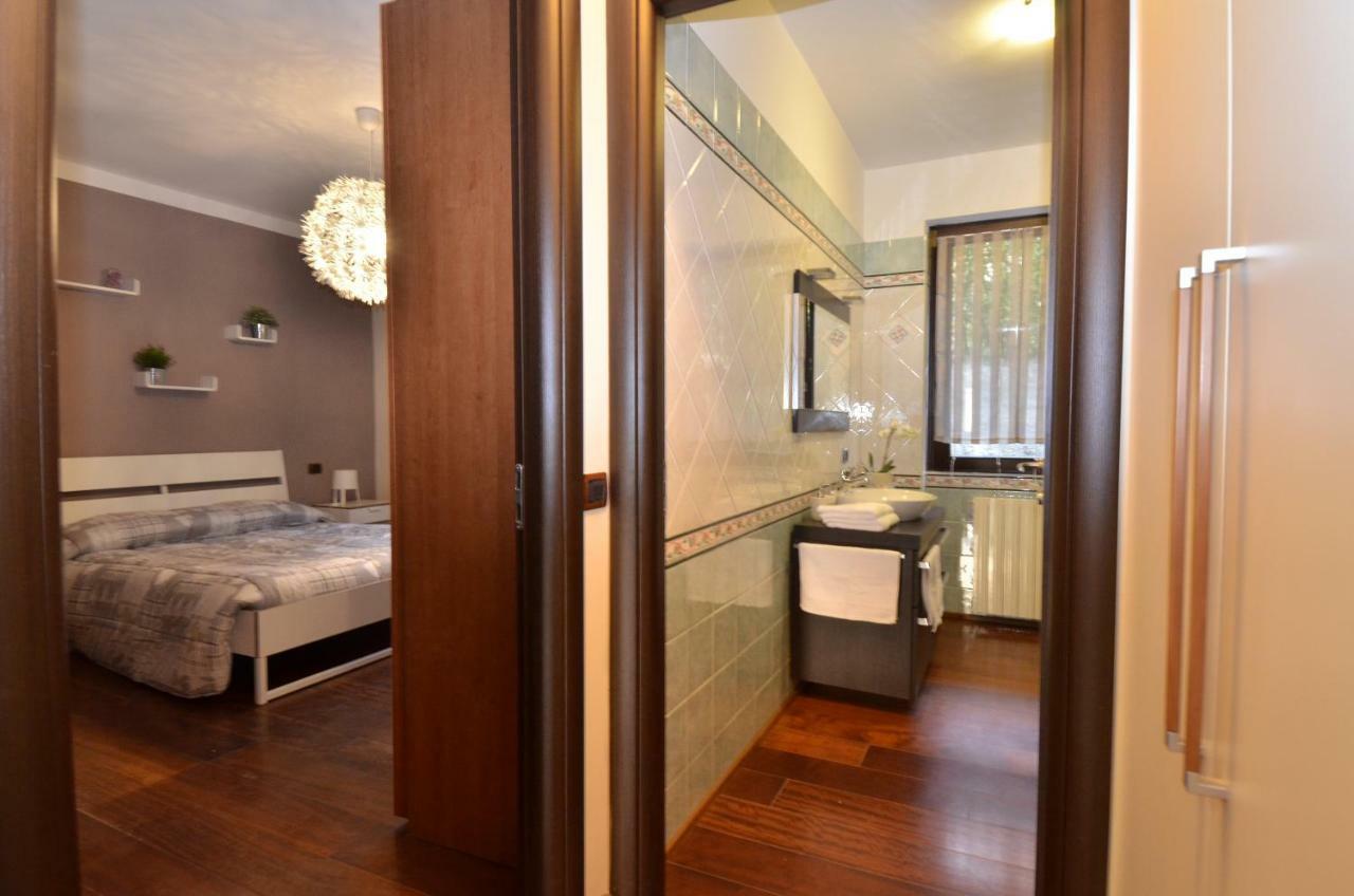 Erno Apartment Lesa Bagian luar foto