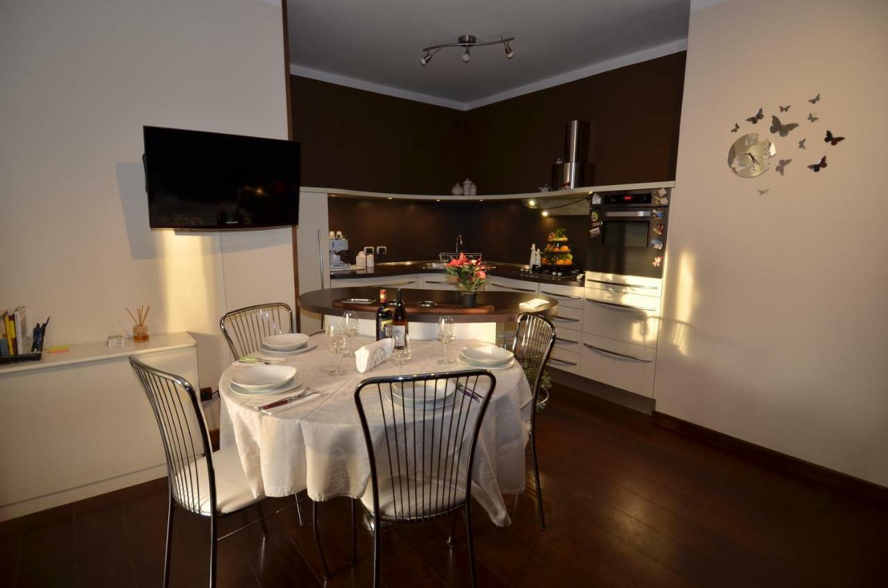 Erno Apartment Lesa Bagian luar foto